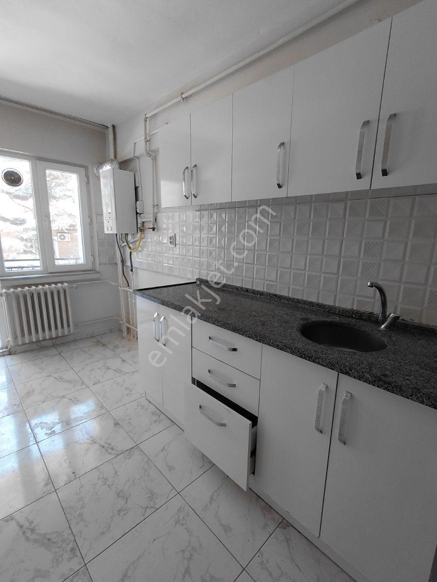 Kaymen Emlak Satılık Yenidoğan 3+1 120 M2 1. Kat Çift Balkon - Görsel 13