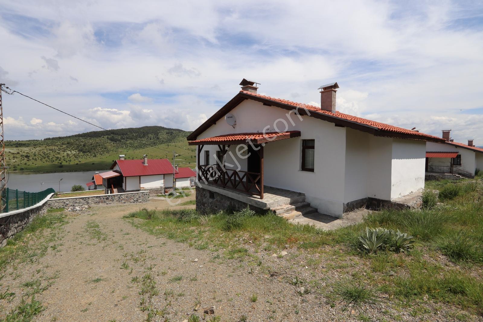 Beypazarı Karaşar Göl Manzaralı - Şömineli 2+1 Villa - Görsel 12