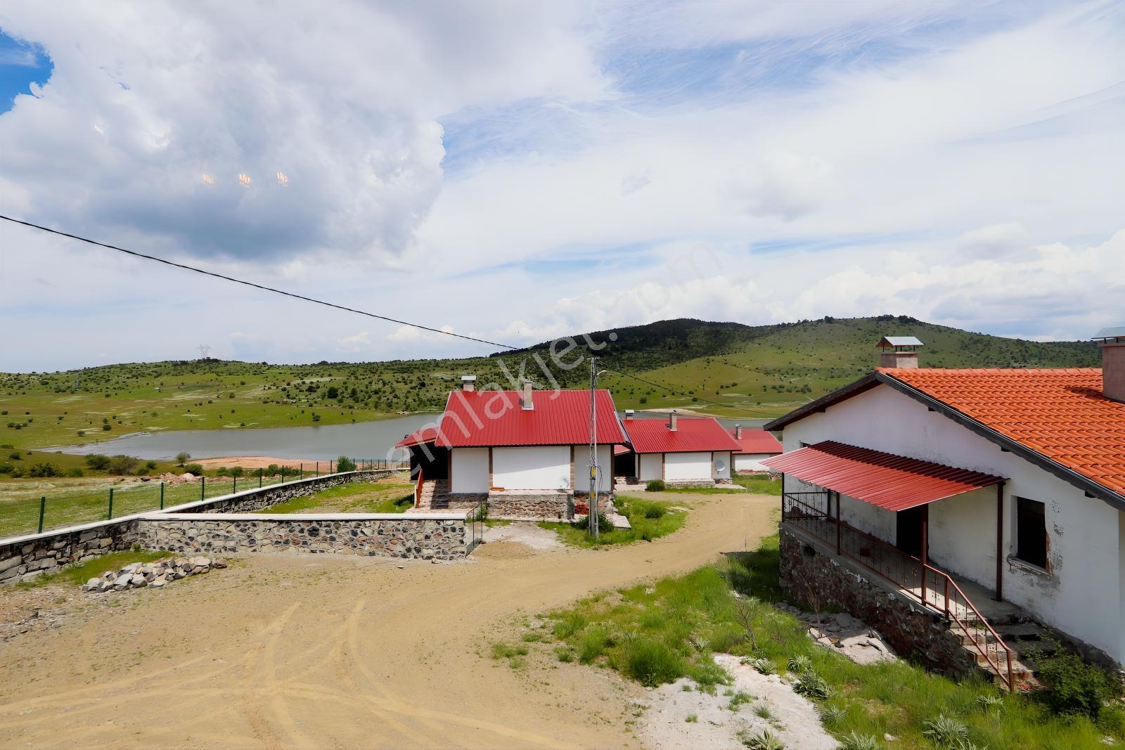 Beypazarı Karaşar Göl Manzaralı - Şömineli 2+1 Villa - Görsel 13