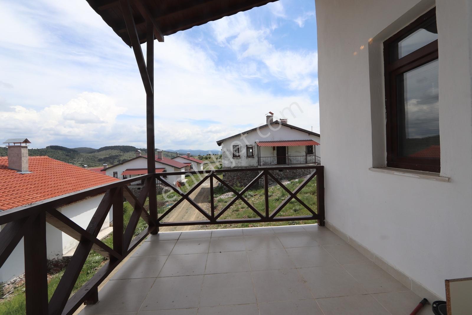 Beypazarı Karaşar Göl Manzaralı - Şömineli 2+1 Villa - Görsel 20