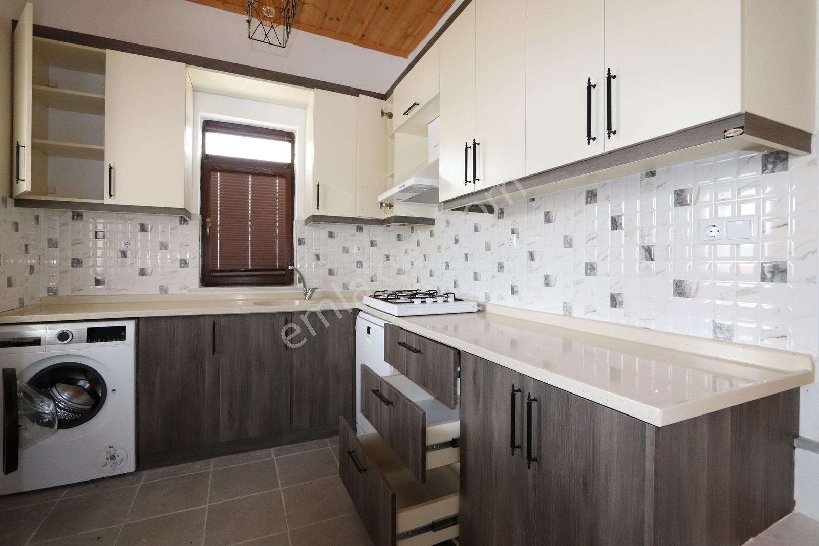 Beypazarı Karaşar Göl Manzaralı - Şömineli 2+1 Villa - Görsel 17