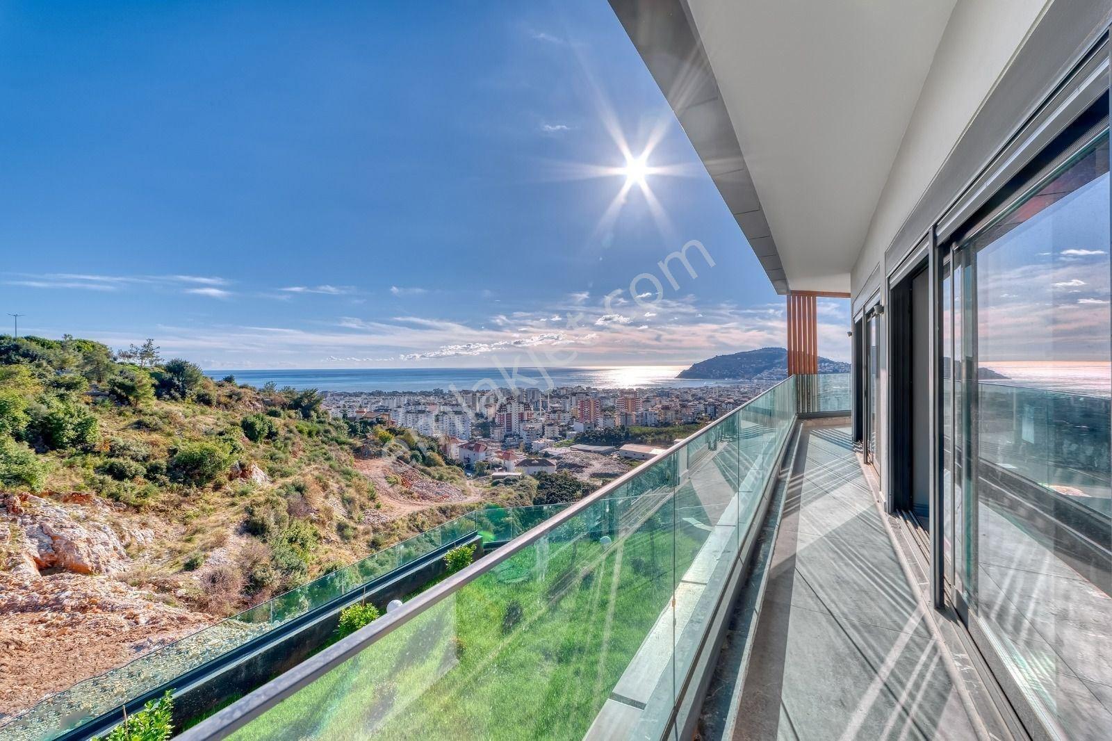 Alanya / Cikcilli’de Panoramik Manzaralı 5+2 Lüks Müstakil Villa - Görsel 21