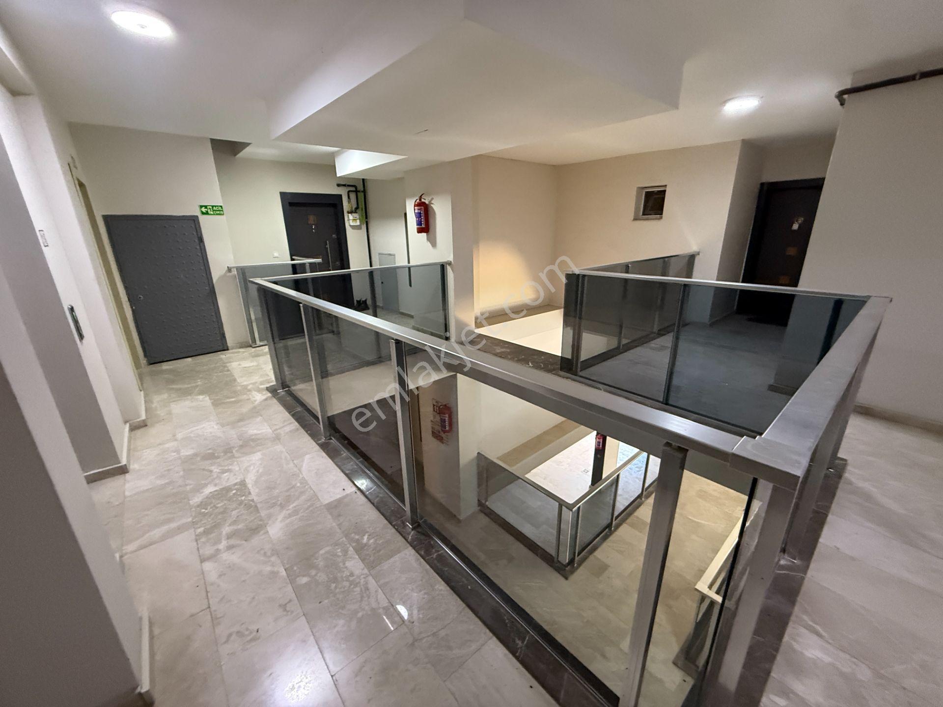 Banco Teras Evleri Satılık 3+1 Daire Havuzlu Site - Görsel 24