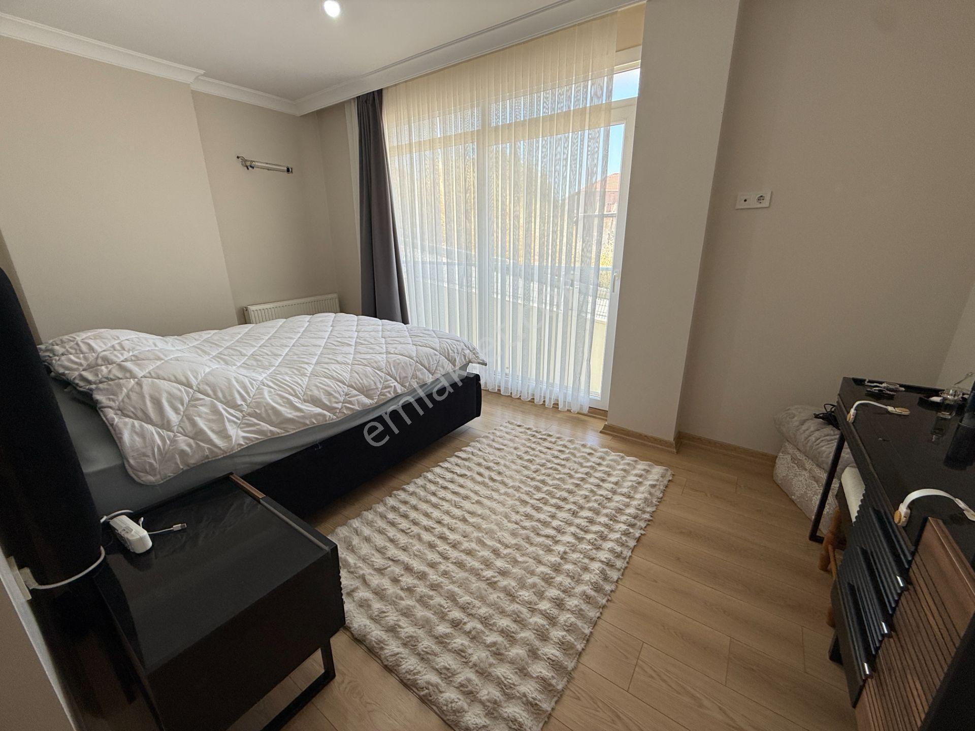 Banco Teras Evler Satılık 3+1 Daire Havuzlu Site Geniş Teras - Görsel 12