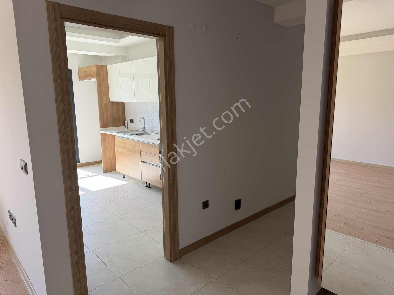 Torbalı Da İzban Yakını Havuzlu Sitede Kiralık Bahçeli 2+1 Daire - Görsel 30