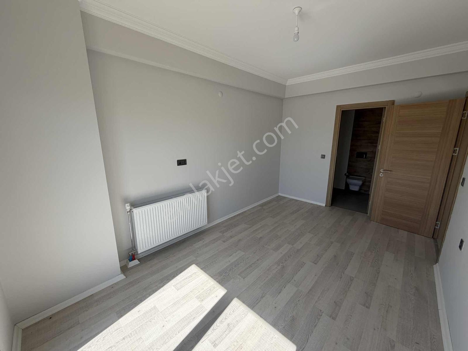 Torbalı Da İzban Yakını Havuzlu Sitede Kiralık Bahçeli 2+1 Daire - Görsel 16