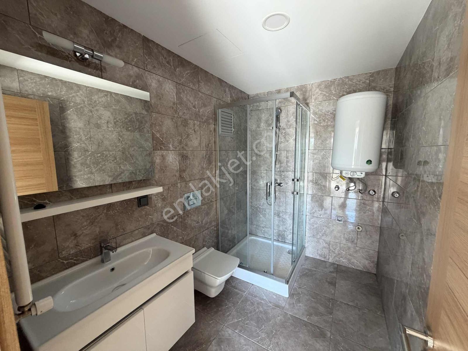 Torbalı Da İzban Yakını Havuzlu Sitede Kiralık Bahçeli 2+1 Daire - Görsel 22