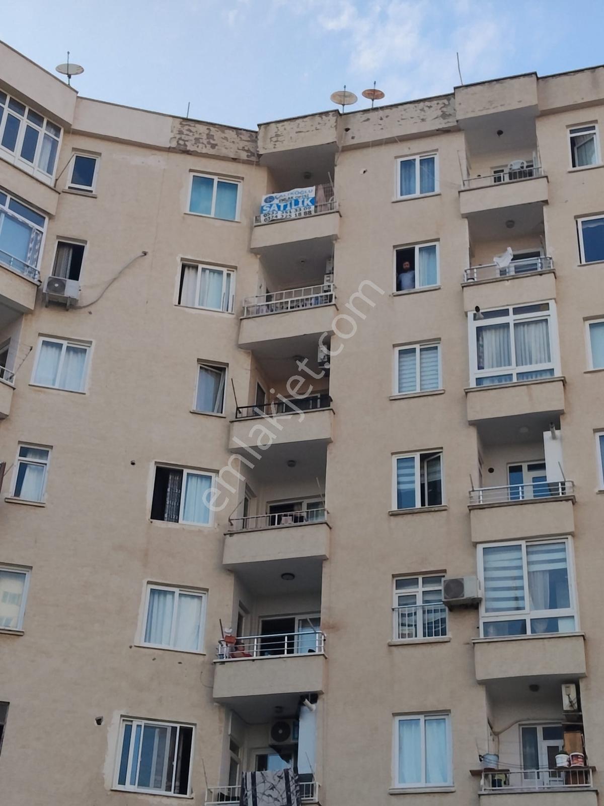 Yenişehir Gazi Mah. Asansörlü Deniz Manzaralı 4+1 Satılık