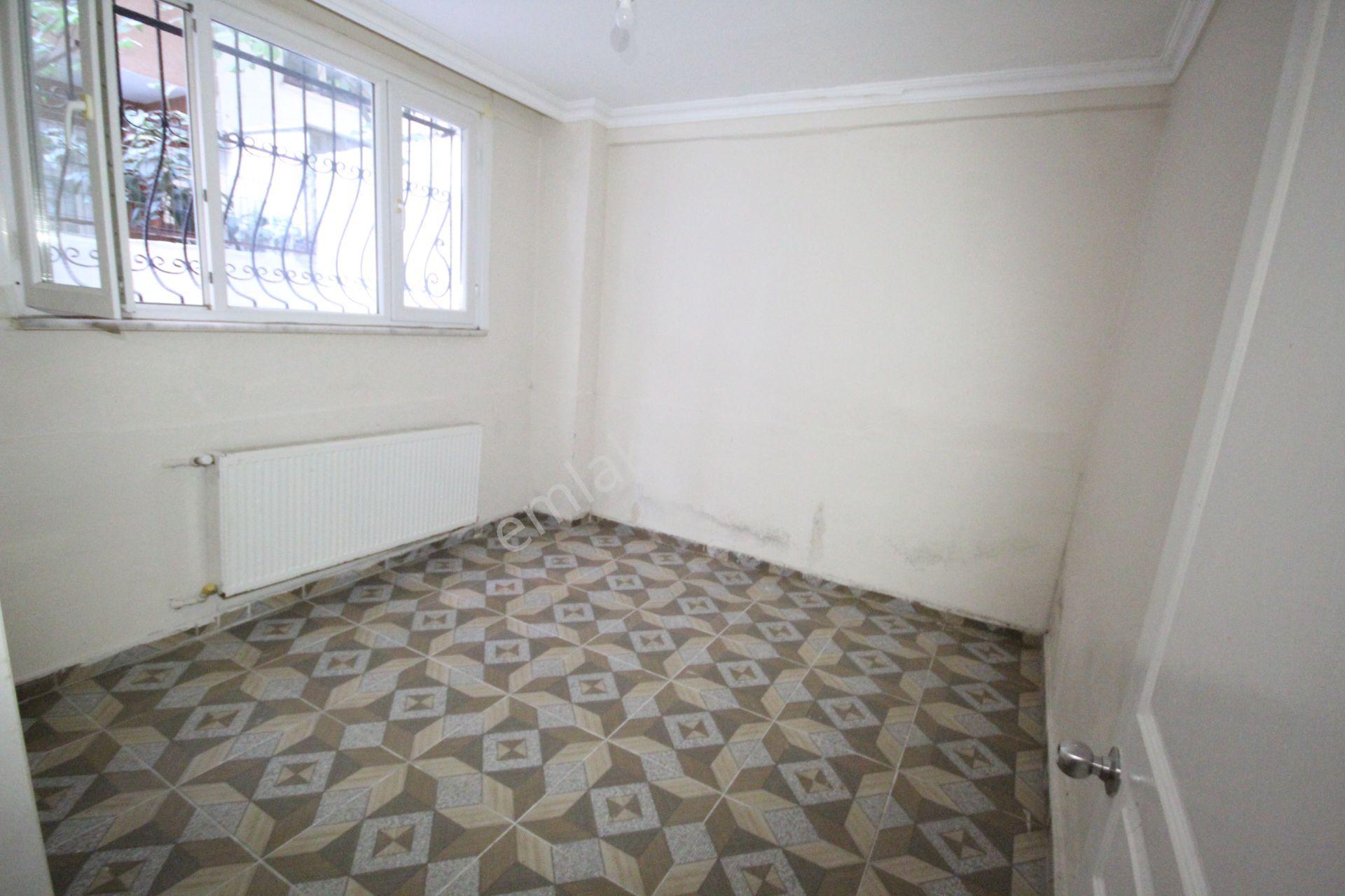 Old City'den E-5 Metrobüse Yakın Bahçe Kullanımlı 2+1 Kiracılı - Görsel 7