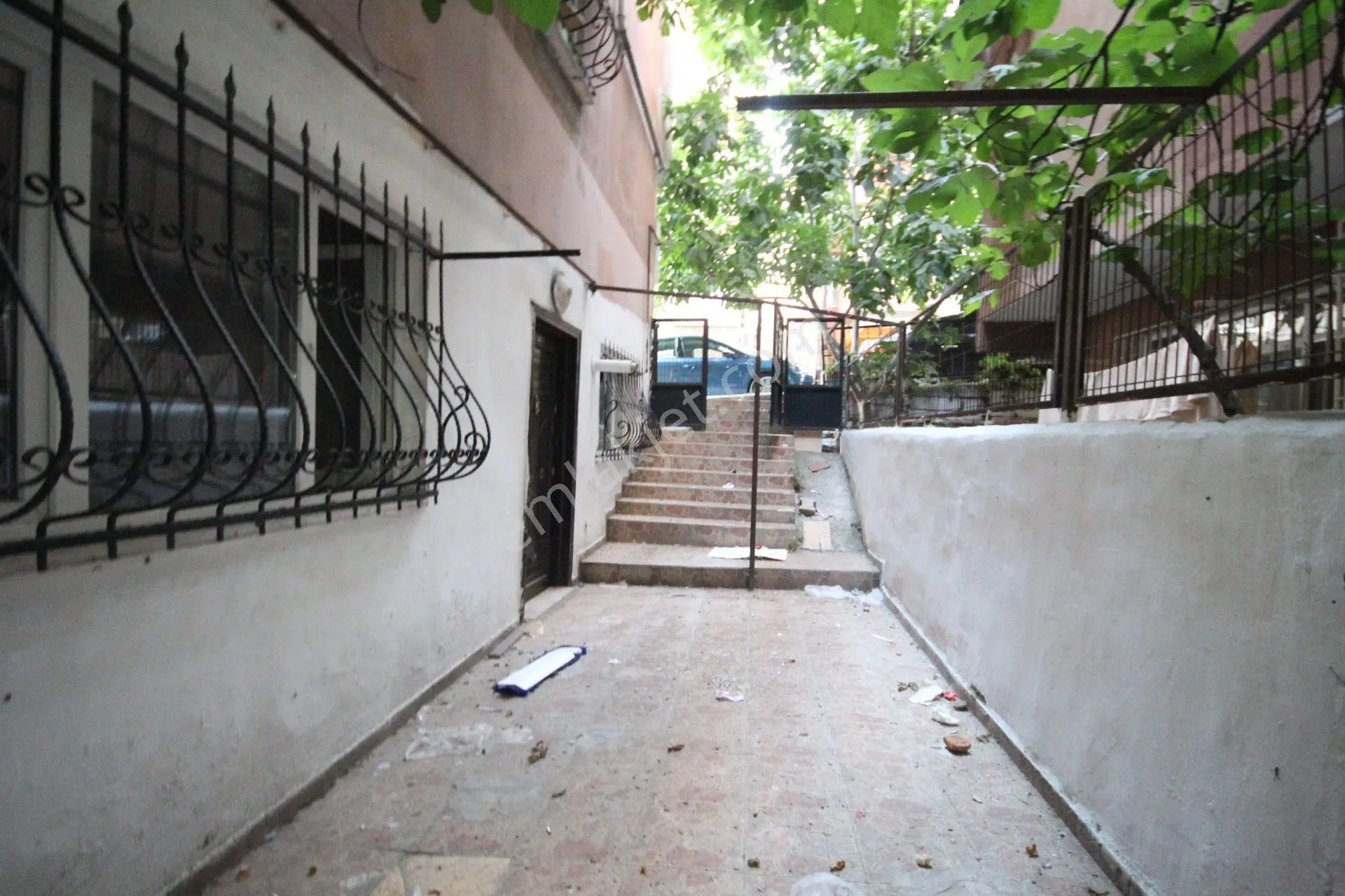 Old City'den E-5 Metrobüse Yakın Bahçe Kullanımlı 2+1 Kiracılı - Görsel 25