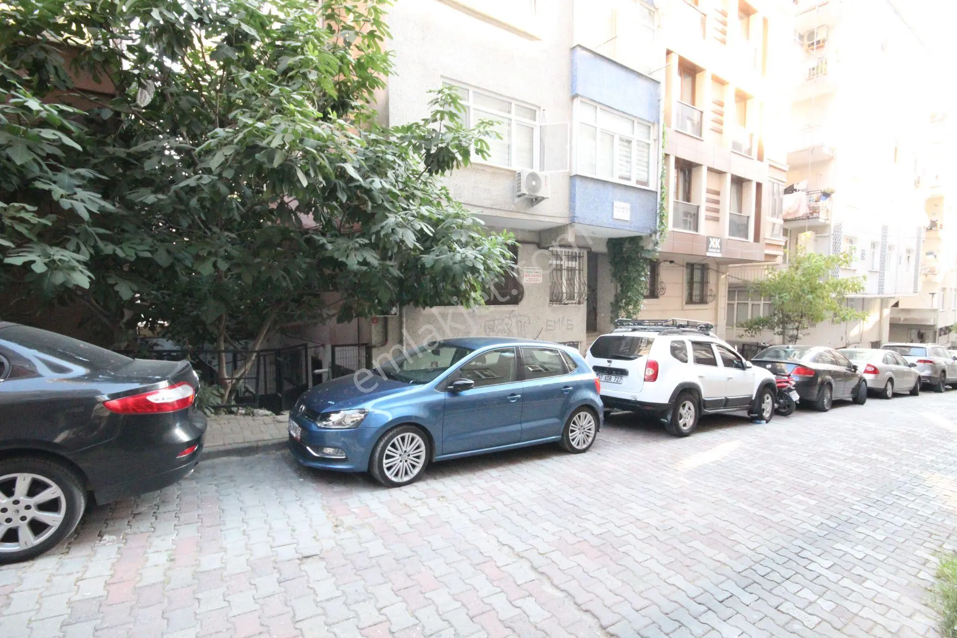 Old City'den E-5 Metrobüse Yakın Bahçe Kullanımlı 2+1 Kiracılı - Görsel 3