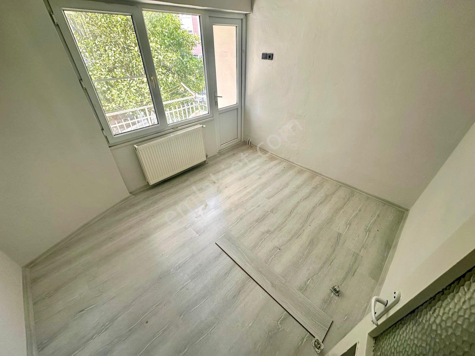 🏡 Referans'tan Akçay'da Merkez'de Denize 250 Metre Ön Cephe Ara Kat 3+1 Daire - Görsel 13
