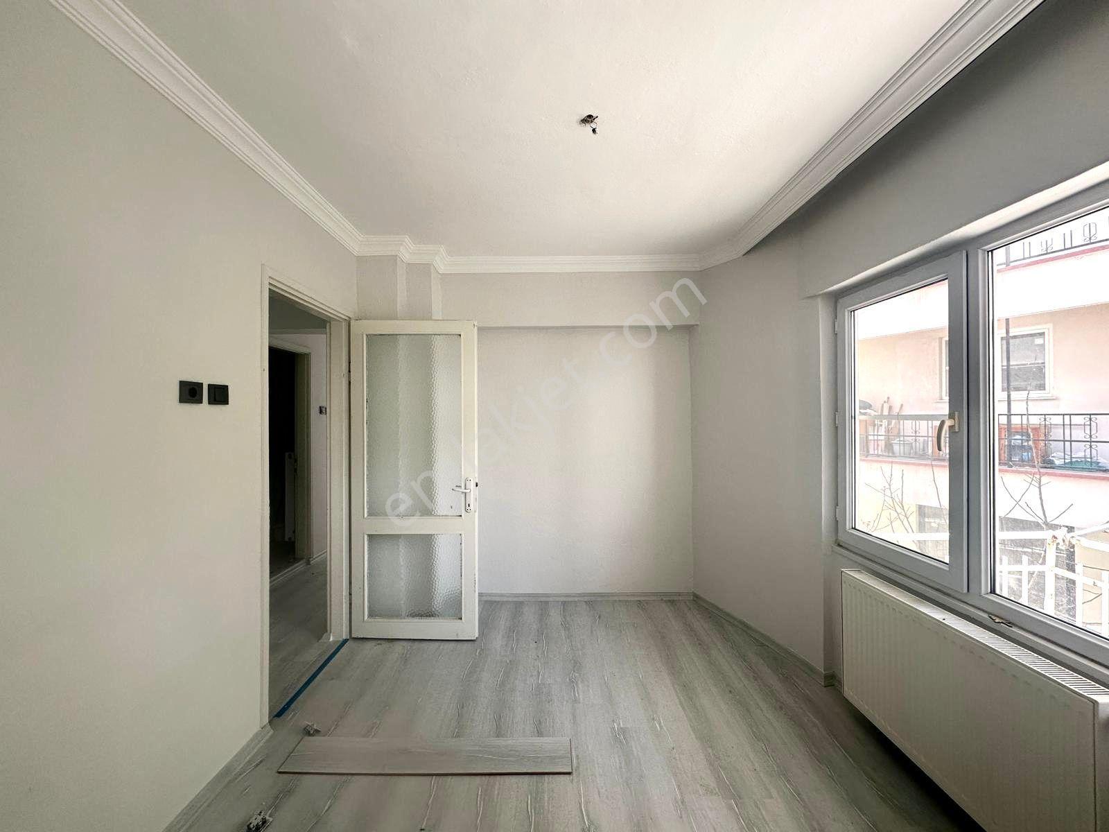 🏡 Referans'tan Akçay'da Merkez'de Denize 250 Metre Ön Cephe Ara Kat 3+1 Daire - Görsel 26