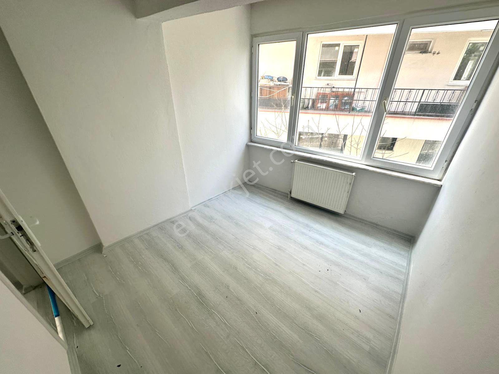 🏡 Referans'tan Akçay'da Merkez'de Denize 250 Metre Ön Cephe Ara Kat 3+1 Daire - Görsel 16