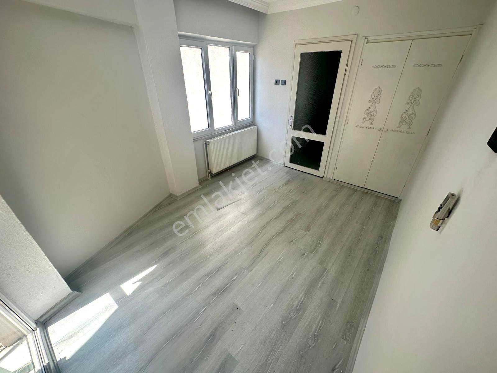 🏡 Referans'tan Akçay'da Merkez'de Denize 250 Metre Ön Cephe Ara Kat 3+1 Daire - Görsel 23