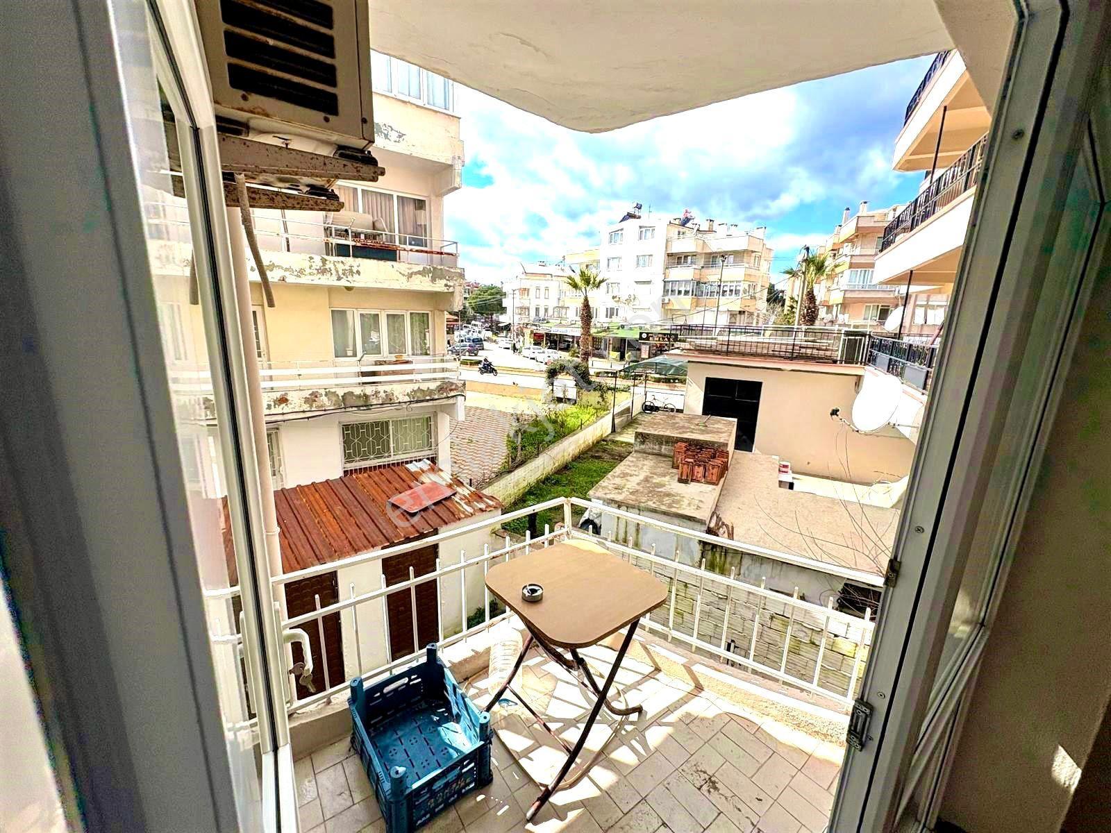 🏡 Referans'tan Akçay'da Merkez'de Denize 250 Metre Ön Cephe Ara Kat 3+1 Daire - Görsel 9
