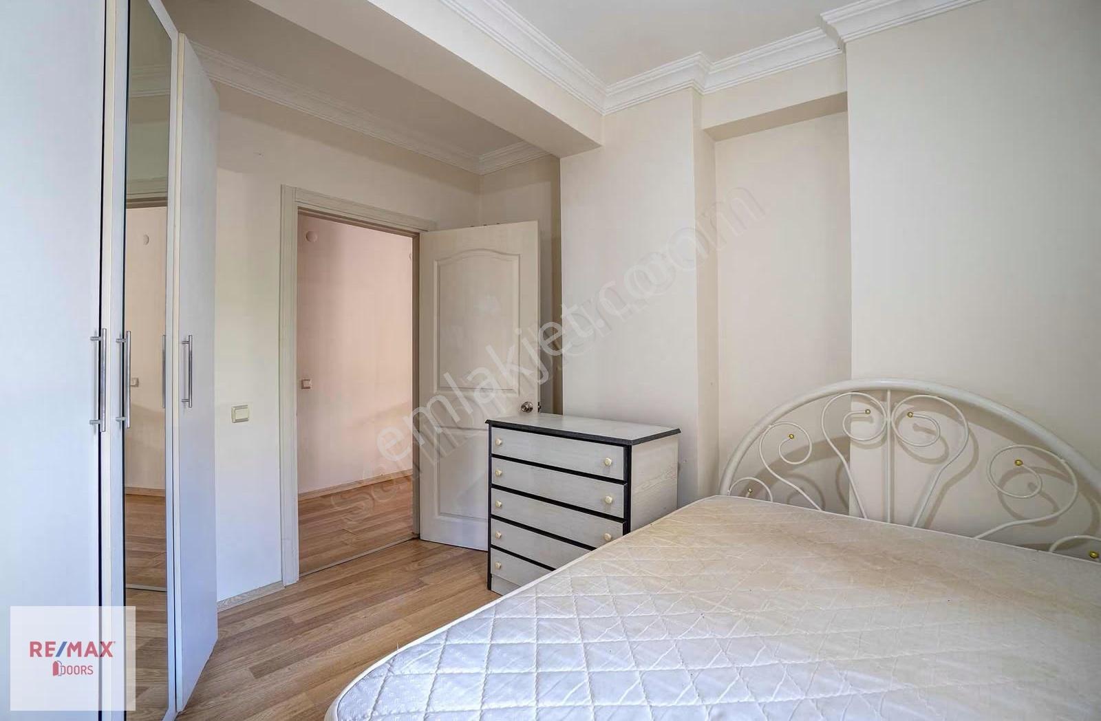 Havuzlu Kapalı Otoparklı Site İçinde Satılık 1+1 Daire - Görsel 13