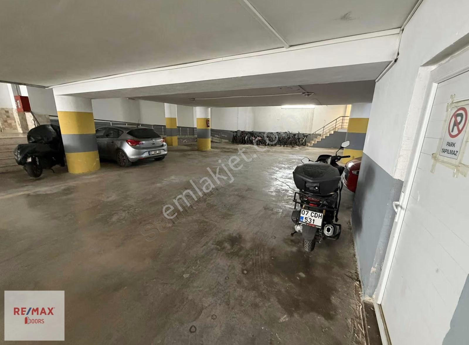 Konyaaltı Mollayusuf Kapalı Otoparklı Havuzlu 3+1 Ara Kat Daire - Görsel 30