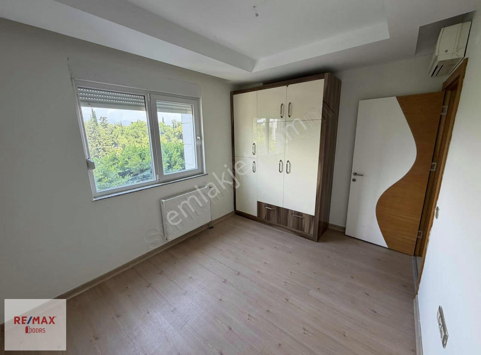 Konyaaltı Mollayusuf Kapalı Otoparklı Havuzlu 3+1 Ara Kat Daire - Görsel 26