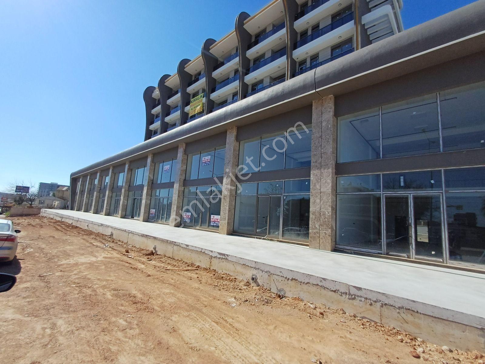 Altıntaş Havaalanı Yolu Üstünde 375 M2 Kiralık Mağaza Dükkan - Görsel 2