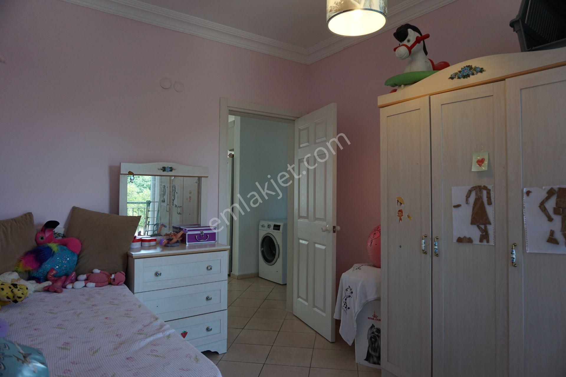 Kemer Çamyuva 'da Kiralık 2+1 Eşyalı, Havuzlu, Site İçinde Daire - Görsel 17