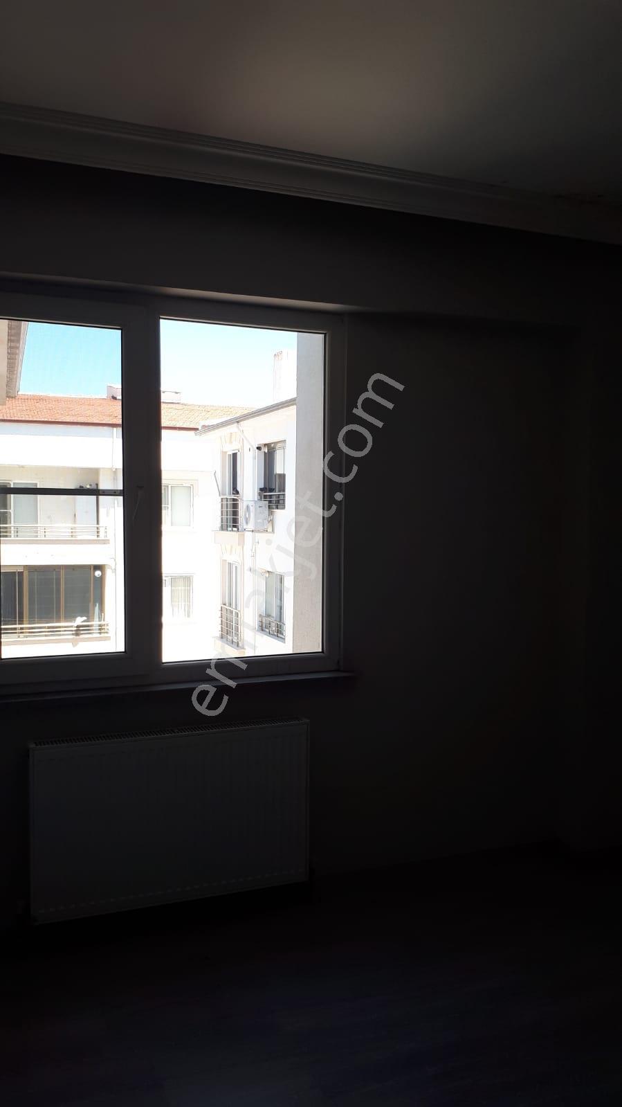 Edirne Uzunköprü Çevreyolunda 3+1 Doğalgazlı, Asansörlü, 5 Yıllık Binada Kiralık Daire - Görsel 7