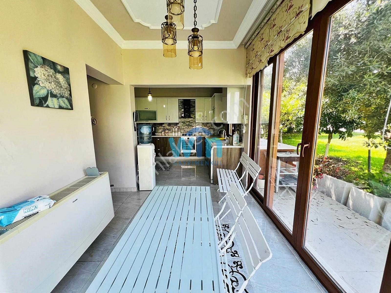 Win'den Gama Konutlarında Ultra Lüks Kiralık 3+1 Villa - Görsel 31