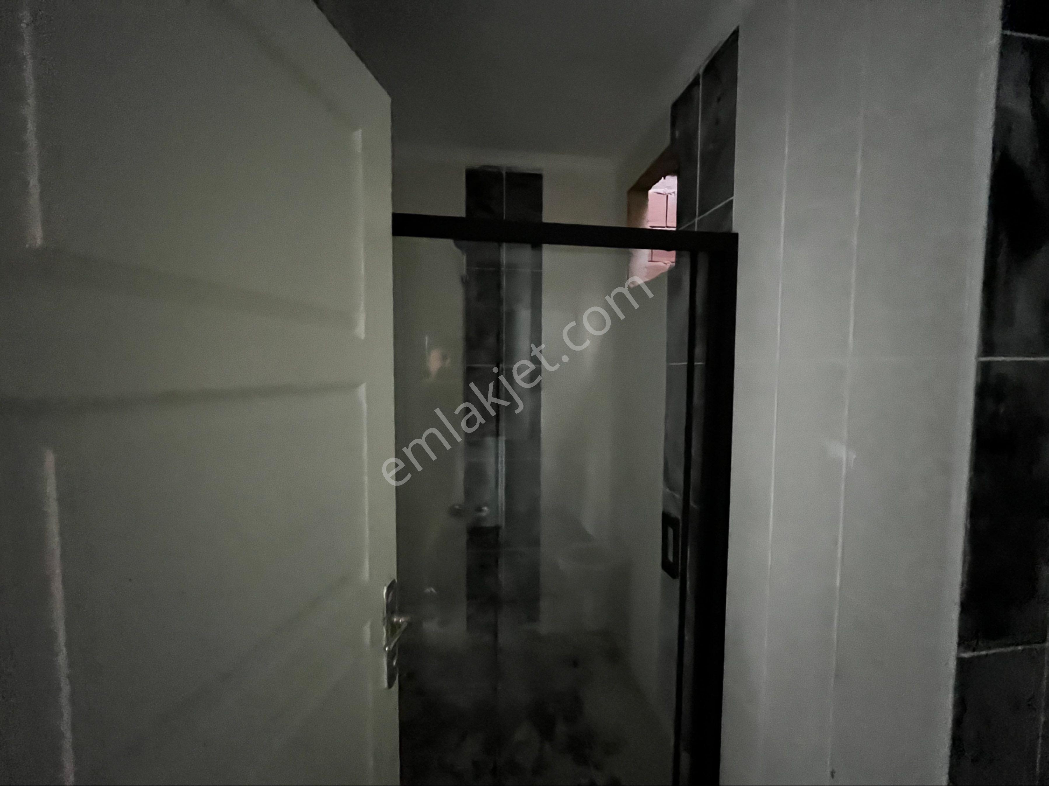 Kuşadası Iydukentte Geniş Ferah Kiralık 2+1 - Görsel 6