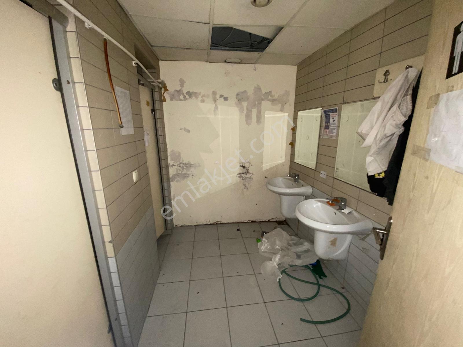 Bağcılar Meydana Yakın 650m2 6.kat Kiralık İş Yeri - Görsel 9