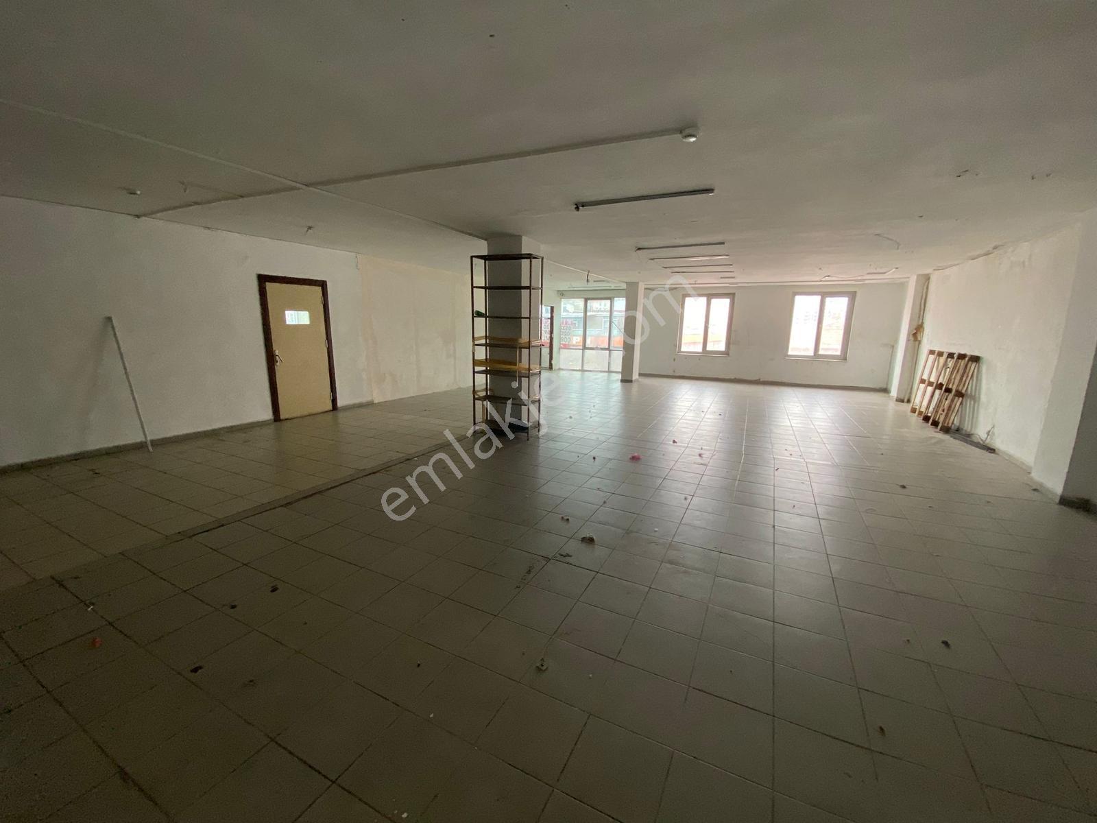 Bağcılar Meydana Yakın 650m2 6.kat Kiralık İş Yeri - Görsel 13