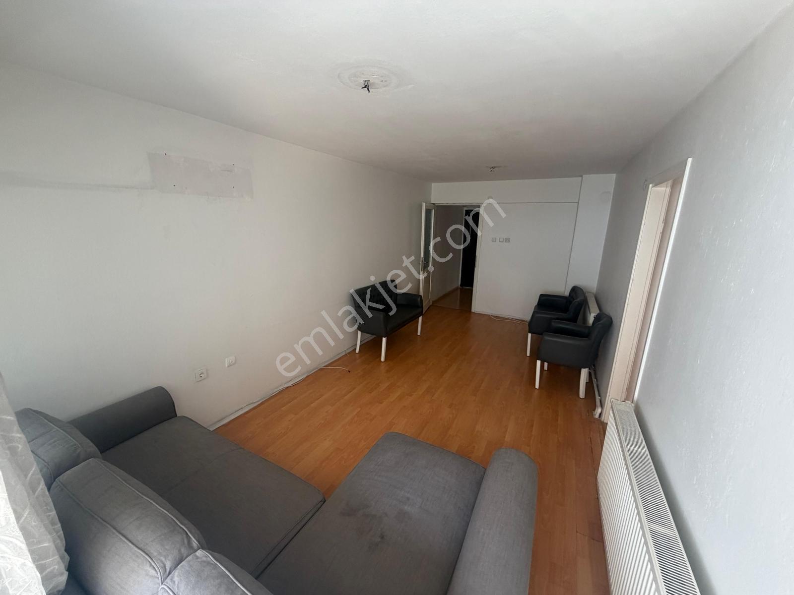 İnönü Caddesi İzmirspor Metro Yakını Otoparklı Kiralık Daire 2+1 - Görsel 11