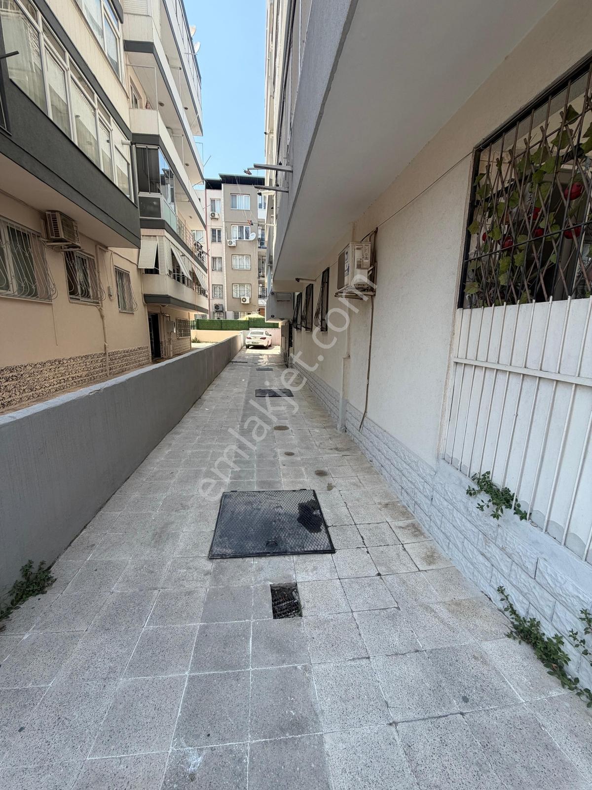 İnönü Caddesi İzmirspor Metro Yakını Otoparklı Kiralık Daire 2+1 - Görsel 19