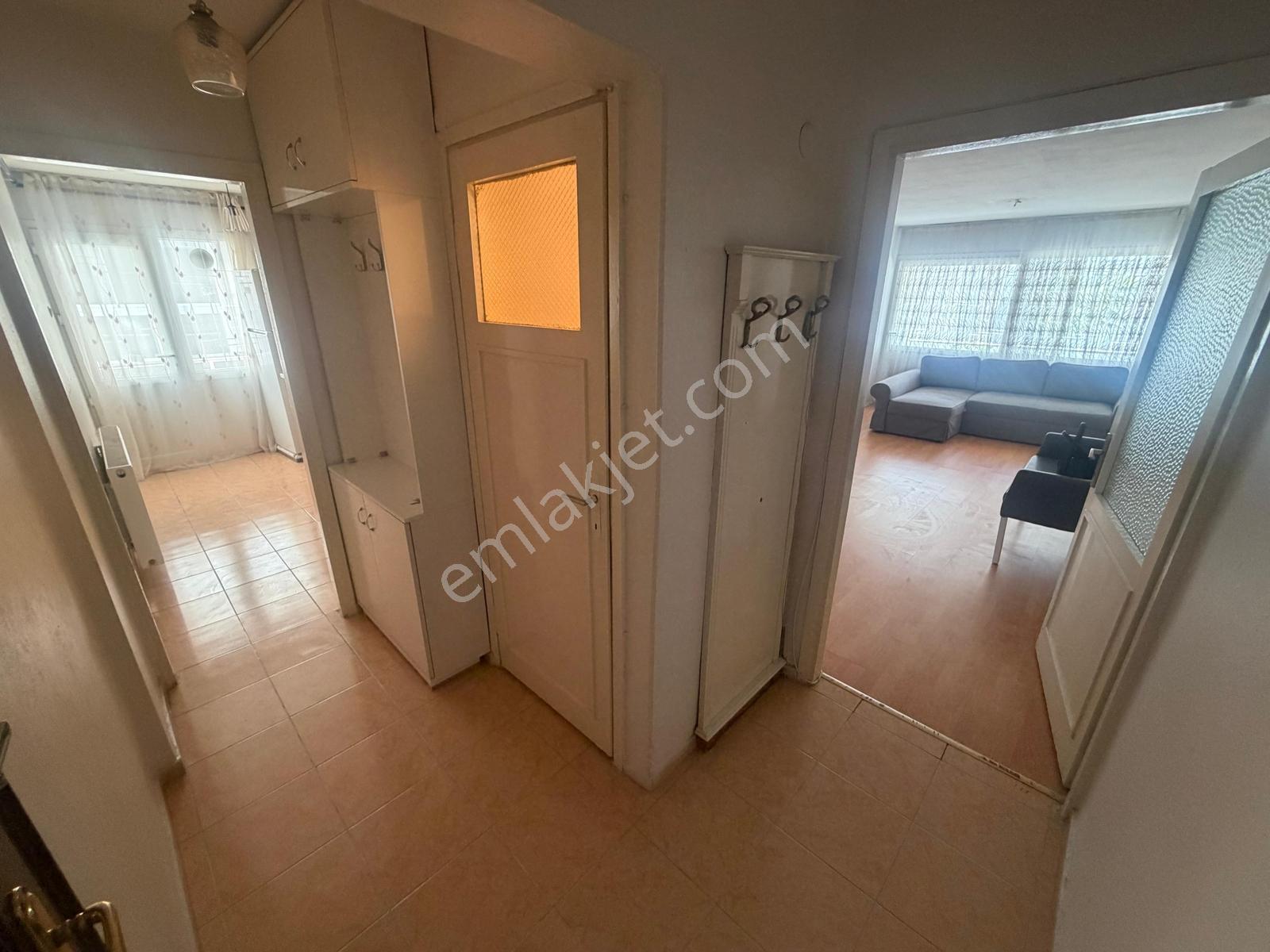 İnönü Caddesi İzmirspor Metro Yakını Otoparklı Kiralık Daire 2+1 - Görsel 22