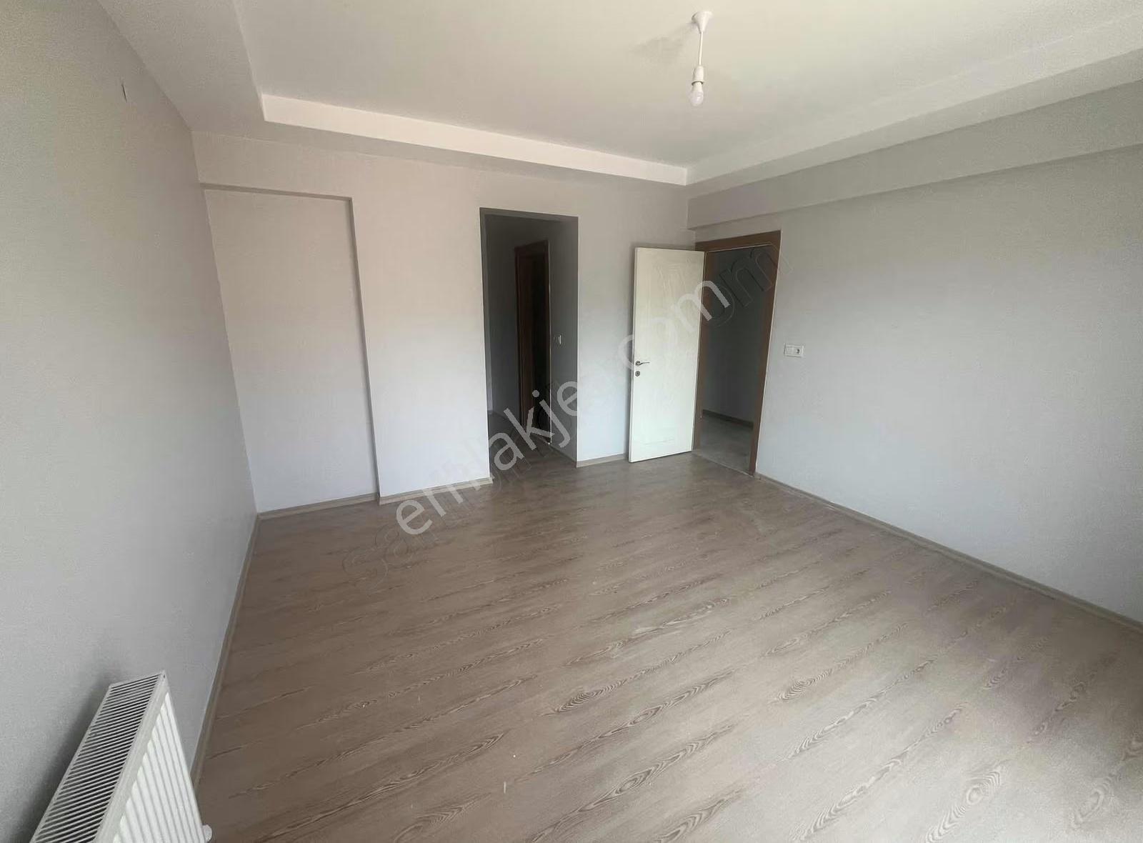 İlçe Jandarma Karakoluna Yakın 3+1 Kiralık Daire - Görsel 7