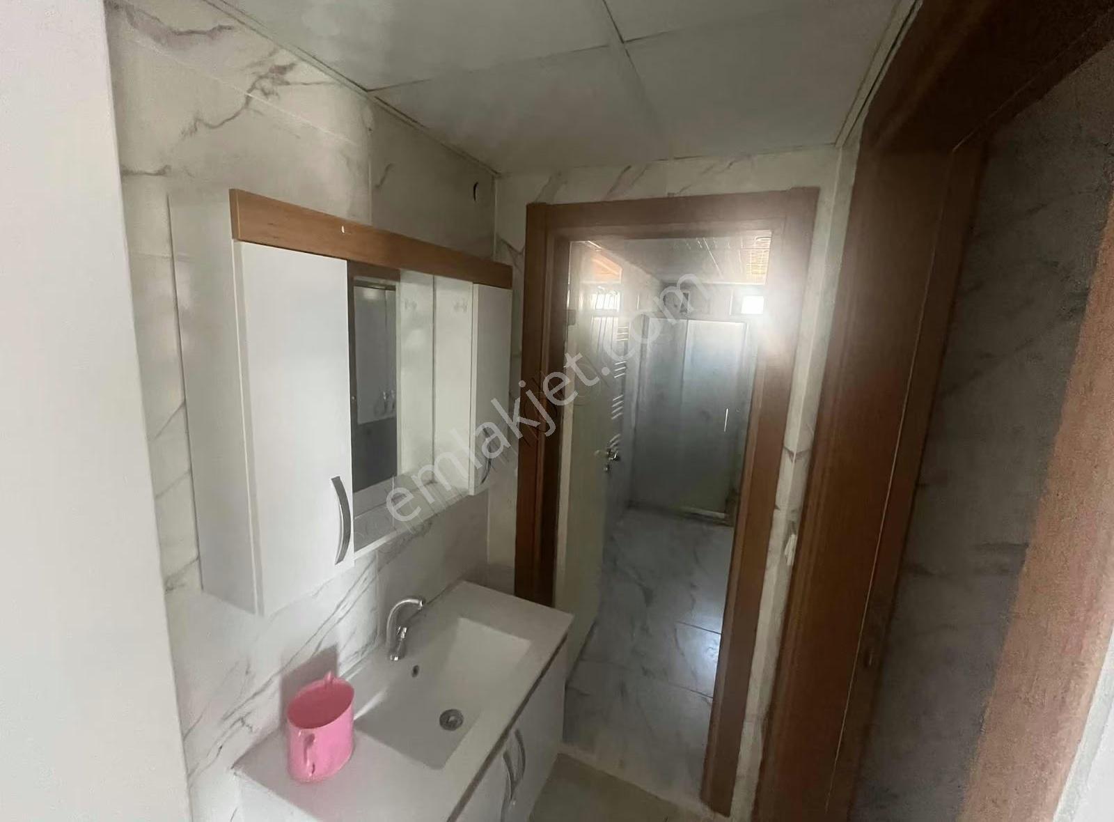 İlçe Jandarma Karakoluna Yakın 3+1 Kiralık Daire - Görsel 8