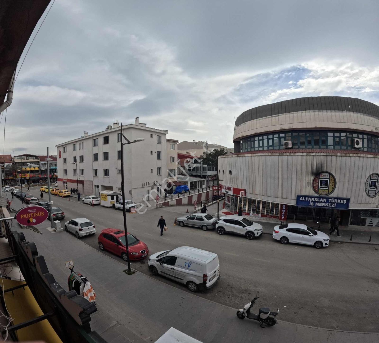 Tuncaygül'den Şehır Merkezinde Ofis | İşyeri | Uzun Çarşı - Görsel 12