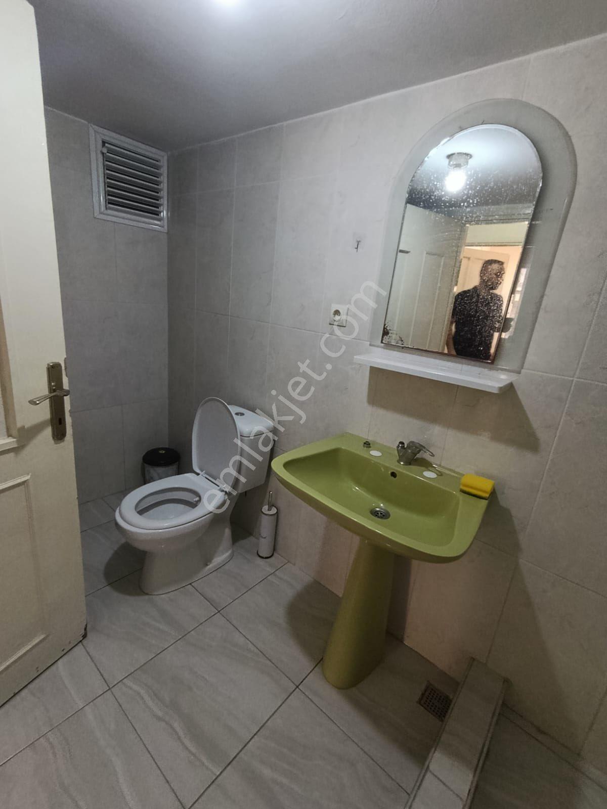 Seyhan Baraj Yolunda Apartman Dairesi İçerisinde Balkonlu Eşyalı Kiralık 1+1 - Görsel 28