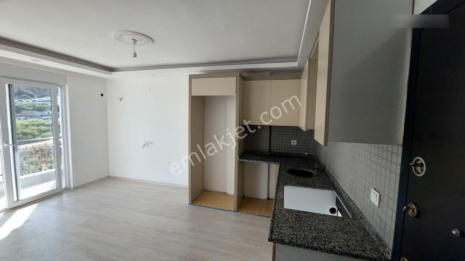 Fevziçakmakda Şehir Manzaralı Katda 1+1 - Görsel 14