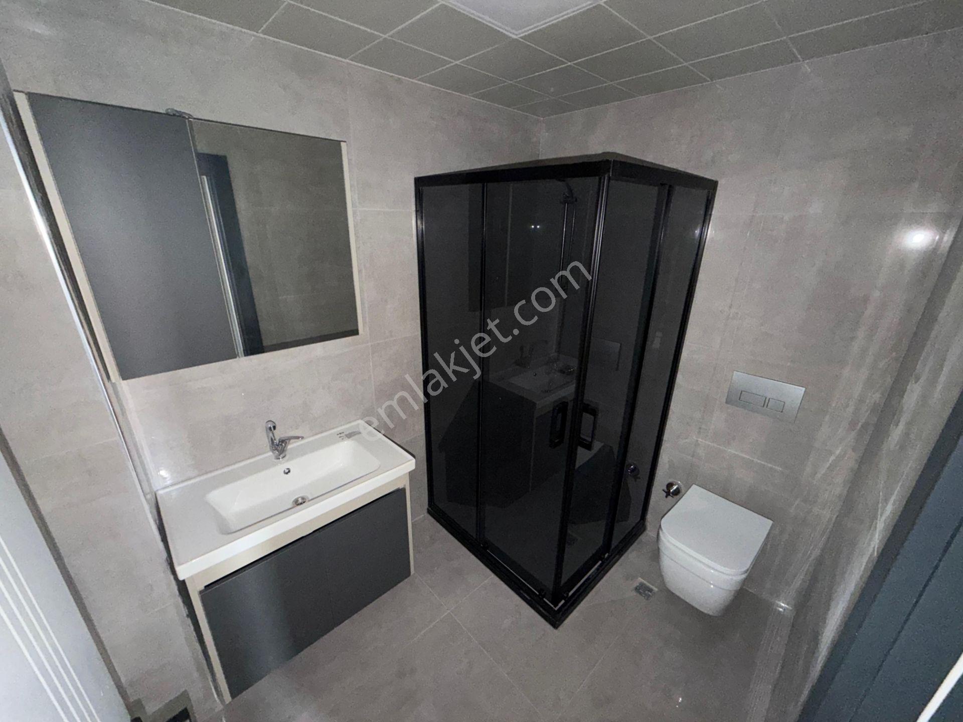 Özçeliklerden Cadde Yakını Çift Banyo Köşe Başı 140m2 3+1 Dairee - Görsel 34