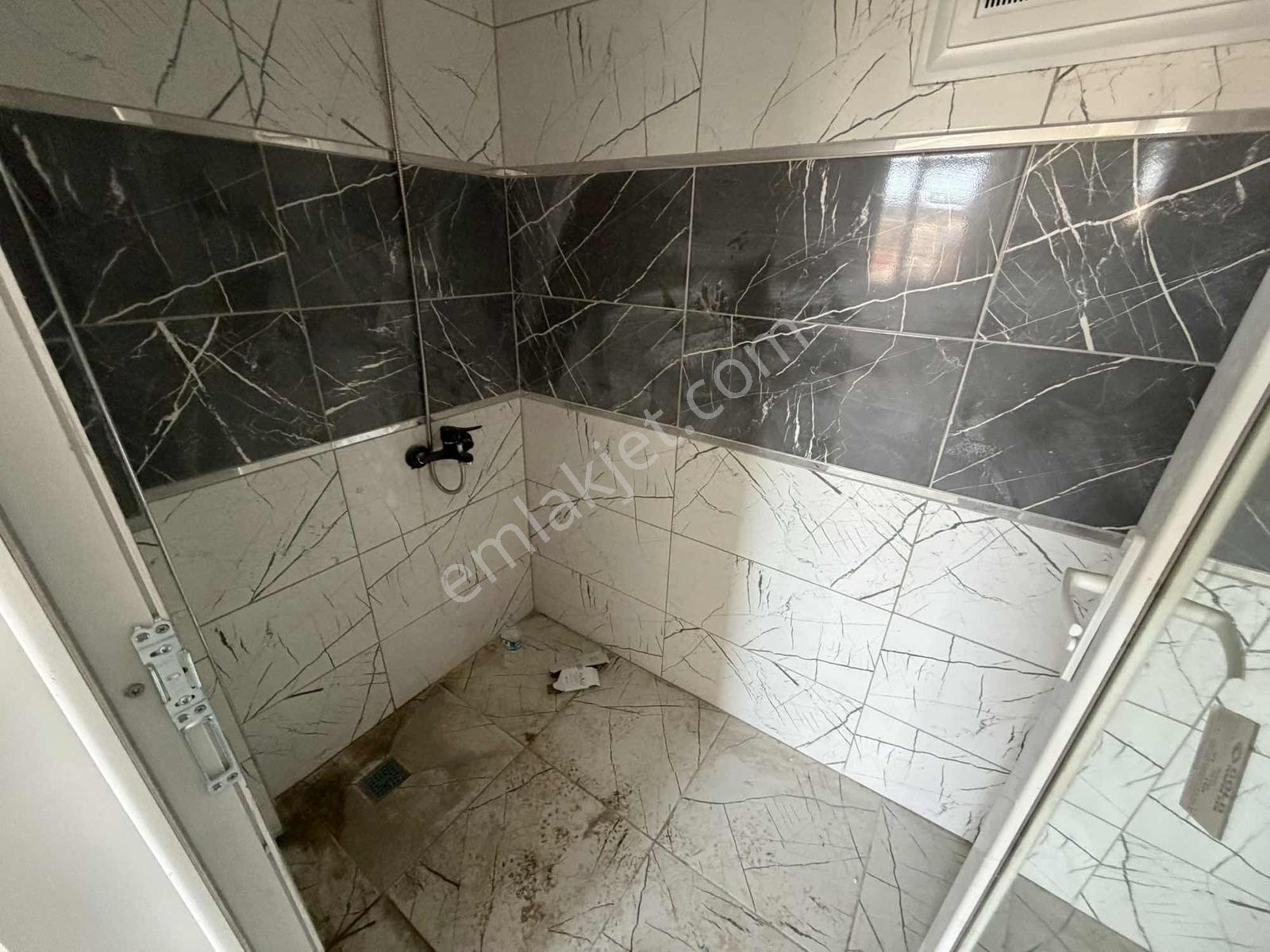 Yağmur Emlaktan Satılık Yüksek Kredili Ara Kat Sıfır 2+1 Daire - Görsel 8