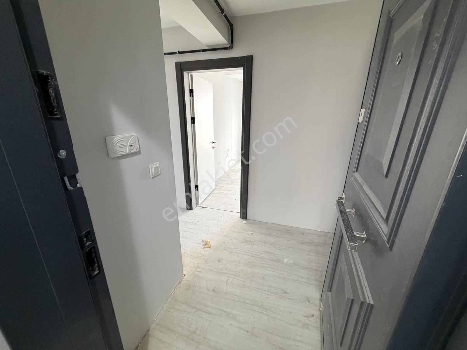 Yağmur Emlaktan Satılık Yüksek Kredili Ara Kat Sıfır 2+1 Daire - Görsel 18
