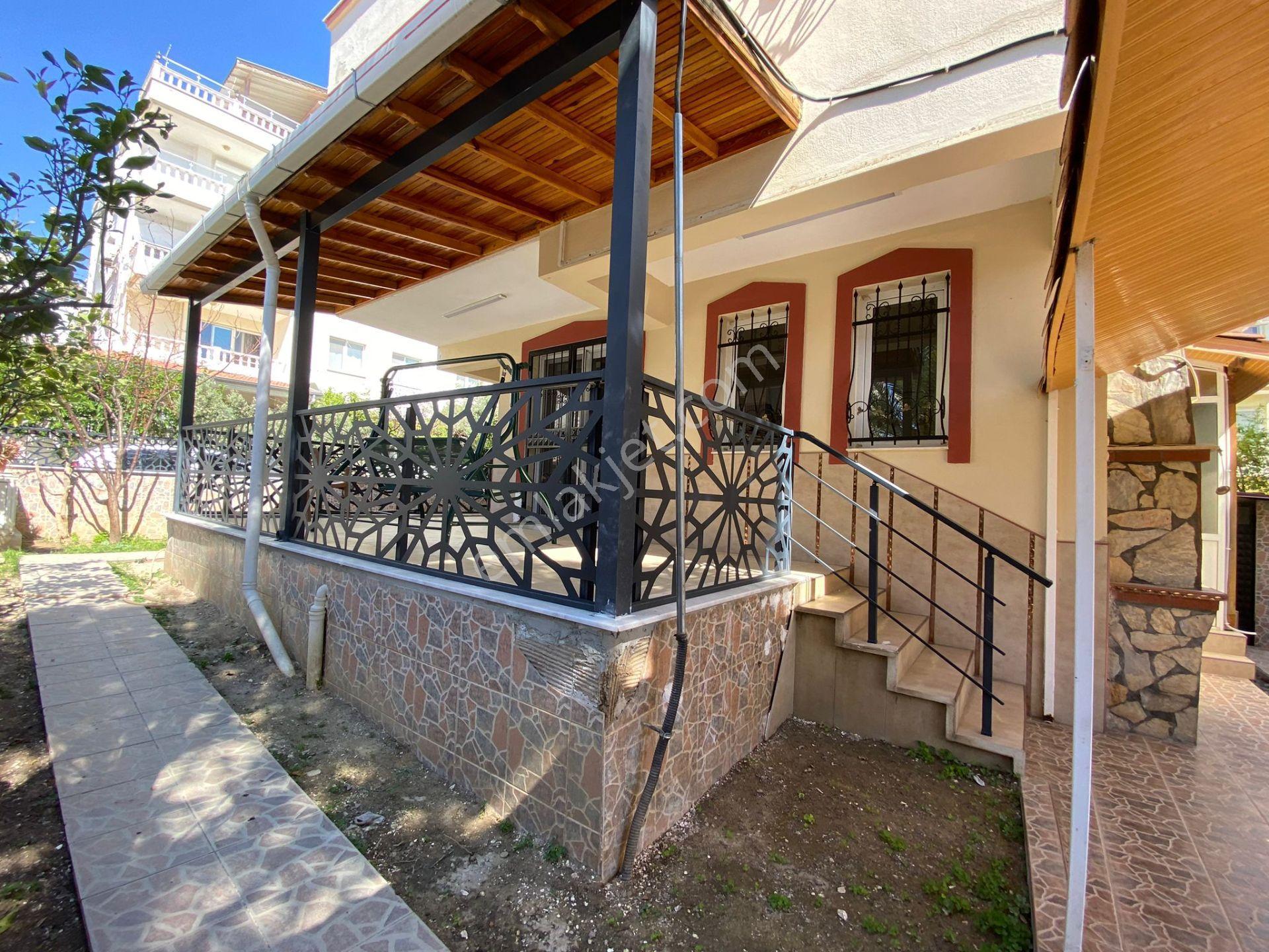 İzmir Özdere Çukuraltı’nda Yolun Deniz Tarafında Satılık 4+1 Köşe Yazlık Villa 🌿🌊 - Görsel 3