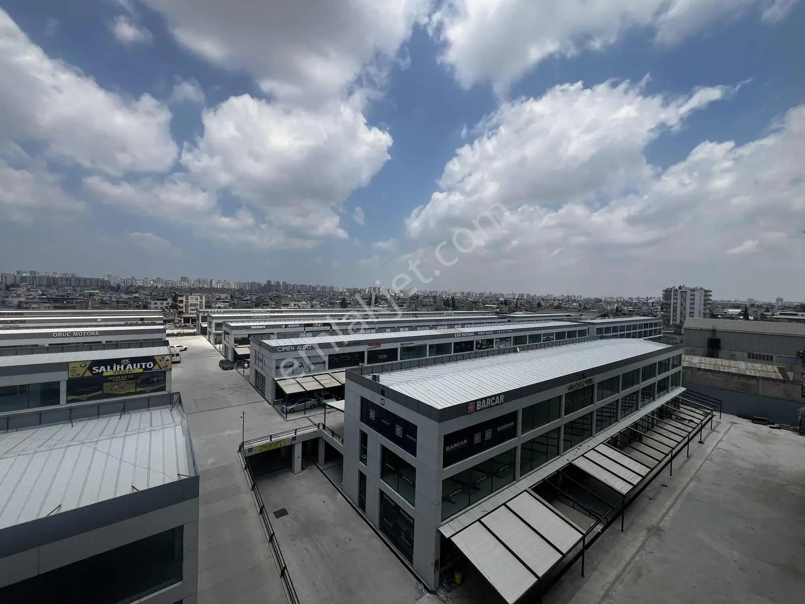 Yetsan Oto Sitesinde 65 M2 Bulvar Üzeri Sıfır Kullanılmamış