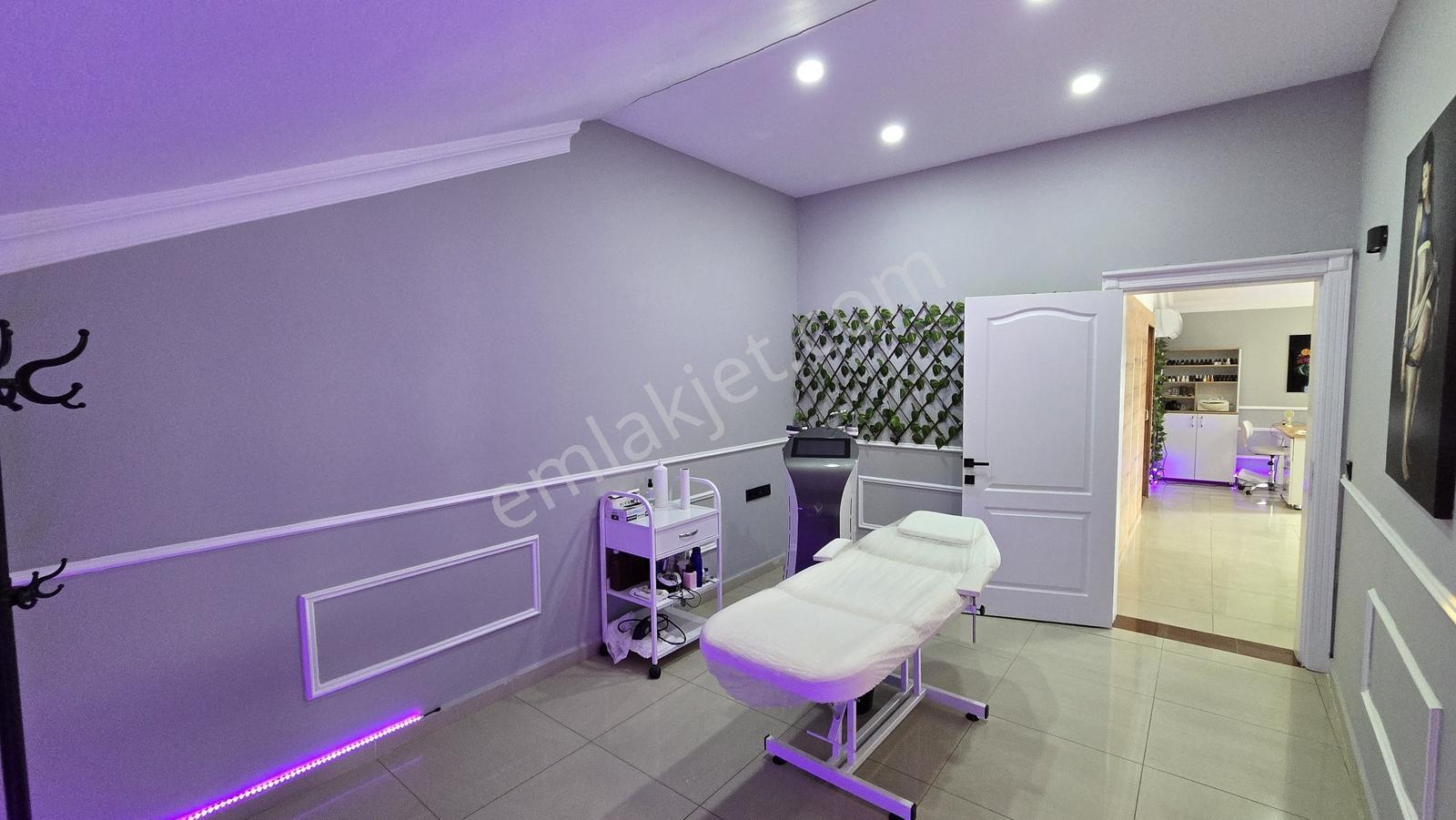 Cadde Üzeri Devren Kiralık Tam Donanımlı Güzellik Merkezi - Görsel 15