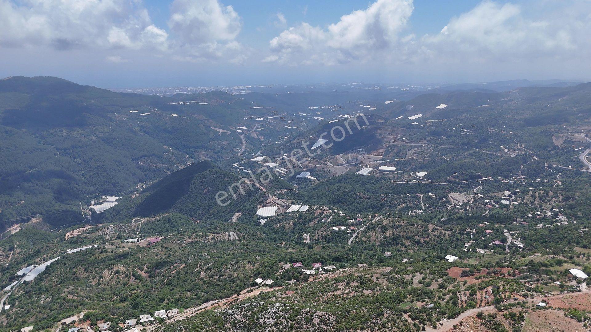 Satılık 8.284 M² Manzaralı Tarla - Alanya-yenice