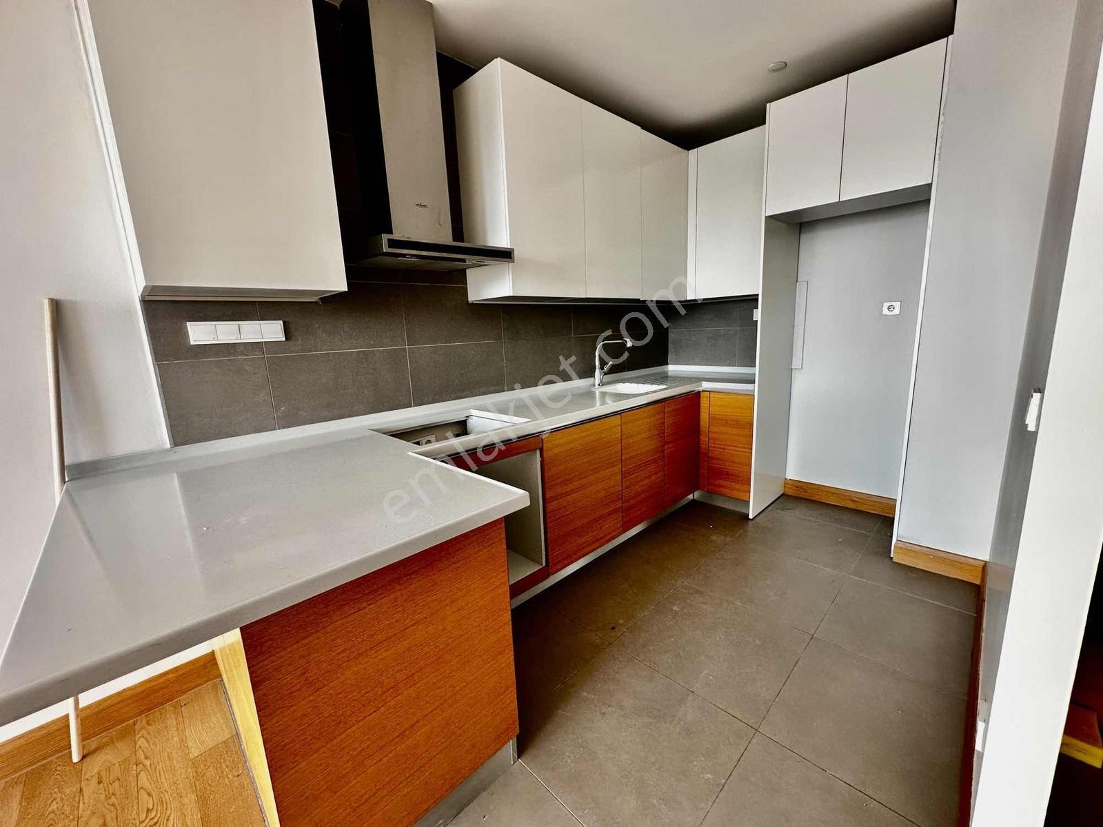 Tek Yetkili Yalı Ataköy Deniz Manzaralı Satılık 1+1 فروشی - Görsel 14