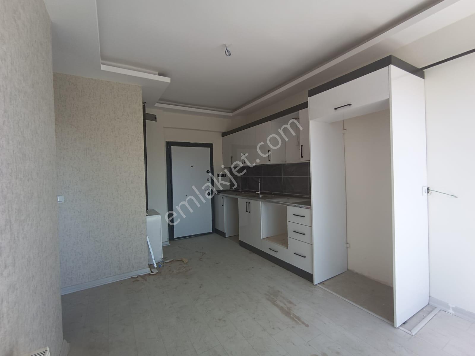 Rota Dan Kent Meydanı Kaya Yapıda 2+1 Kiralık Daire