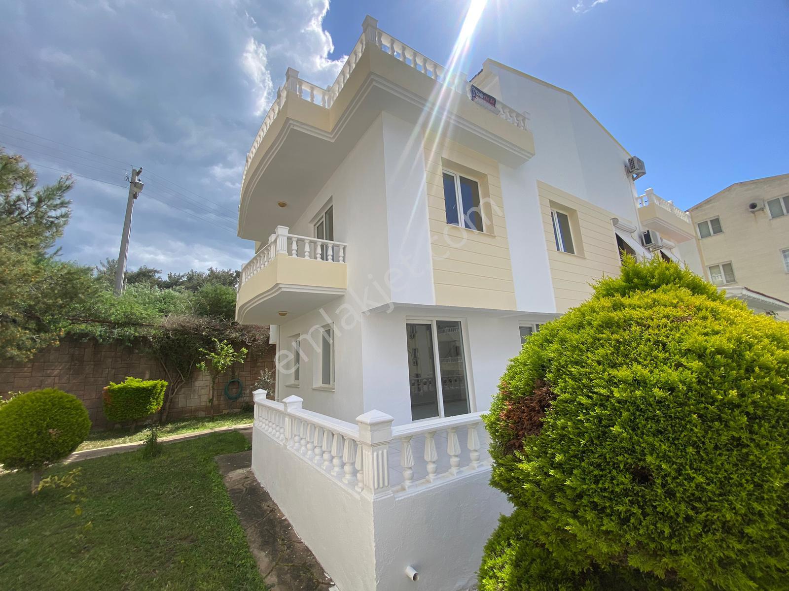 İzmir Özdere'de Havuzlu Site İçinde Satılık Villa - Görsel 3