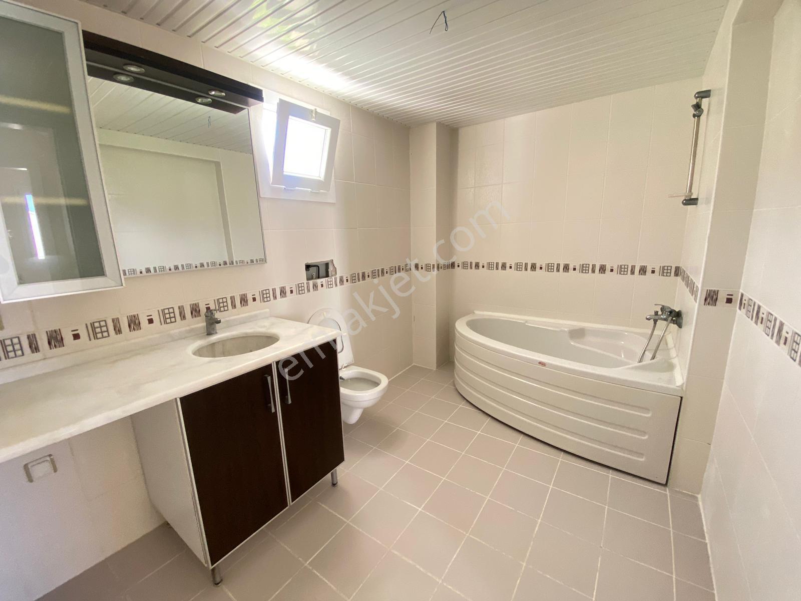 İzmir Özdere'de Havuzlu Site İçinde Satılık Villa - Görsel 18
