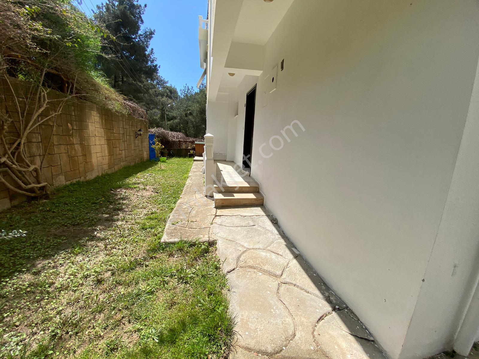 İzmir Özdere'de Havuzlu Site İçinde Satılık Villa - Görsel 31